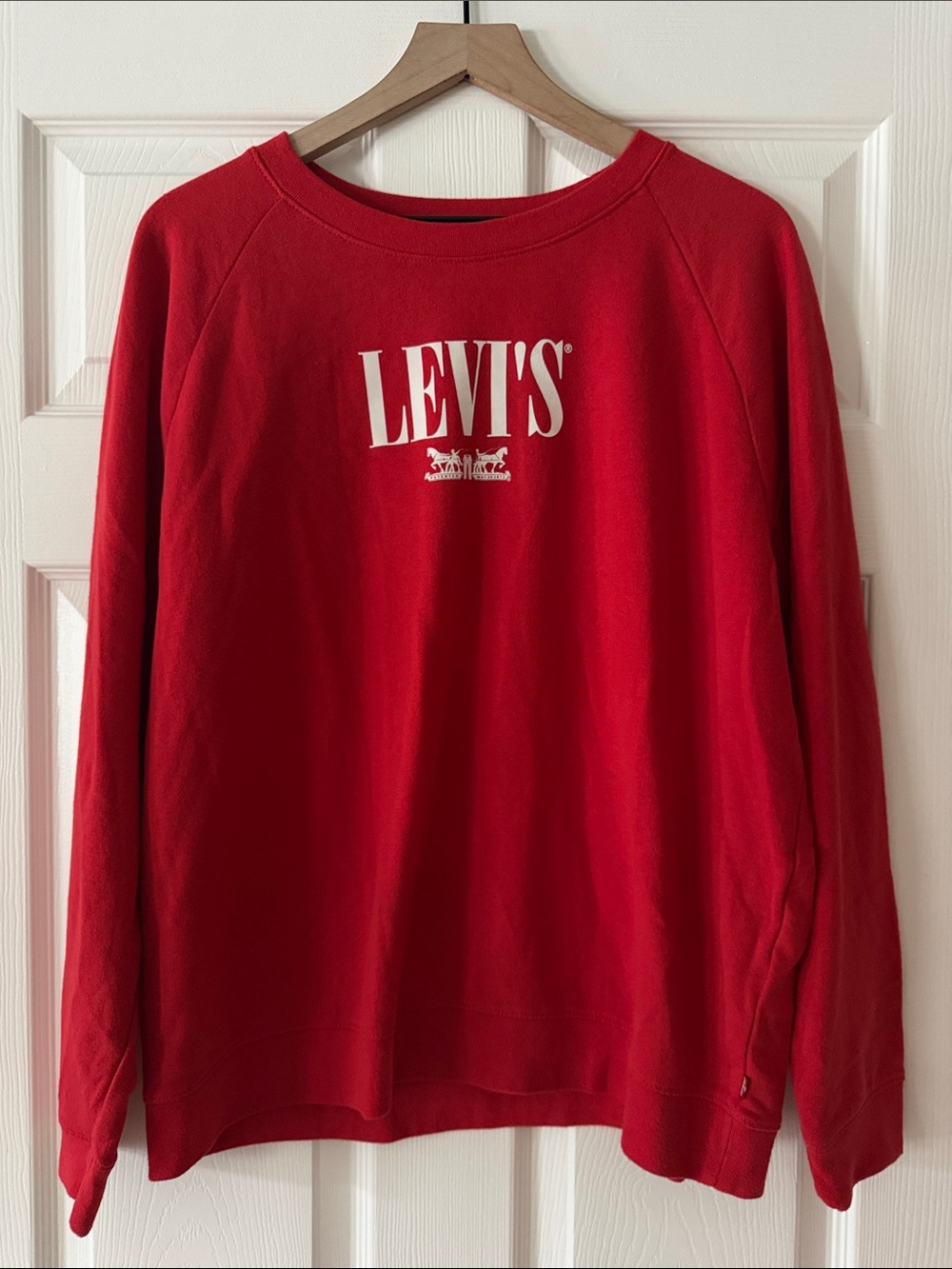 Levi's Relaxed Graphic Crew Sweatshirt Red XL Extra Large Pullover